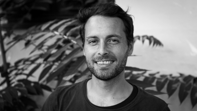 Portræt af mand i sort/hvid